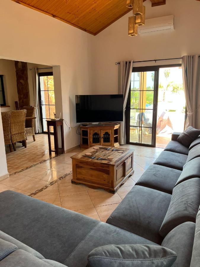 Villa Casa Piedra, Luxury Family Front Line Golf, Hot Tub,Pool Table, 8 Pers, Caleta de Fuste Exterior foto