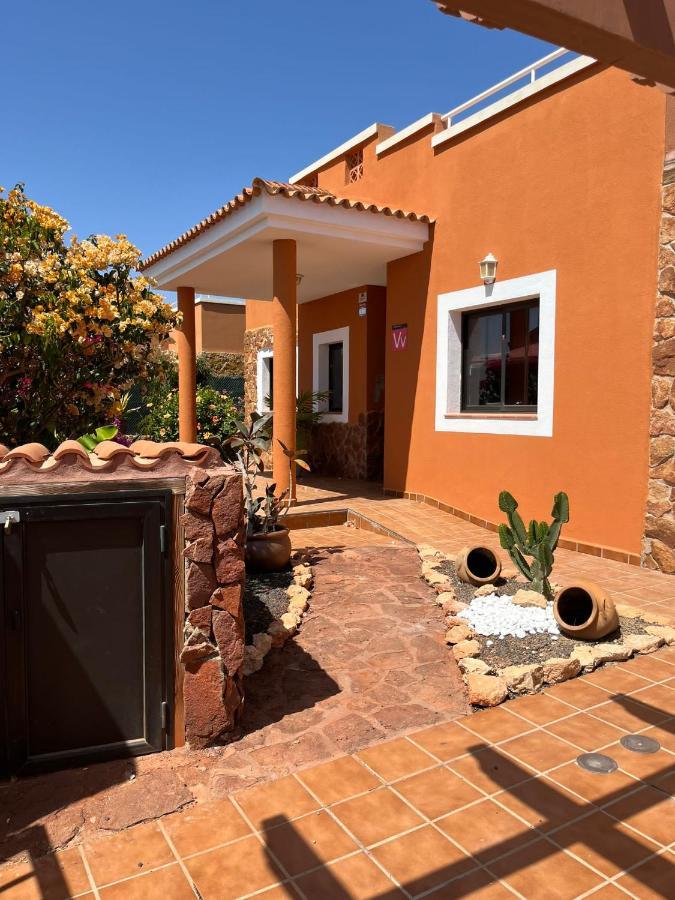 Villa Casa Piedra, Luxury Family Front Line Golf, Hot Tub,Pool Table, 8 Pers, Caleta de Fuste Exterior foto